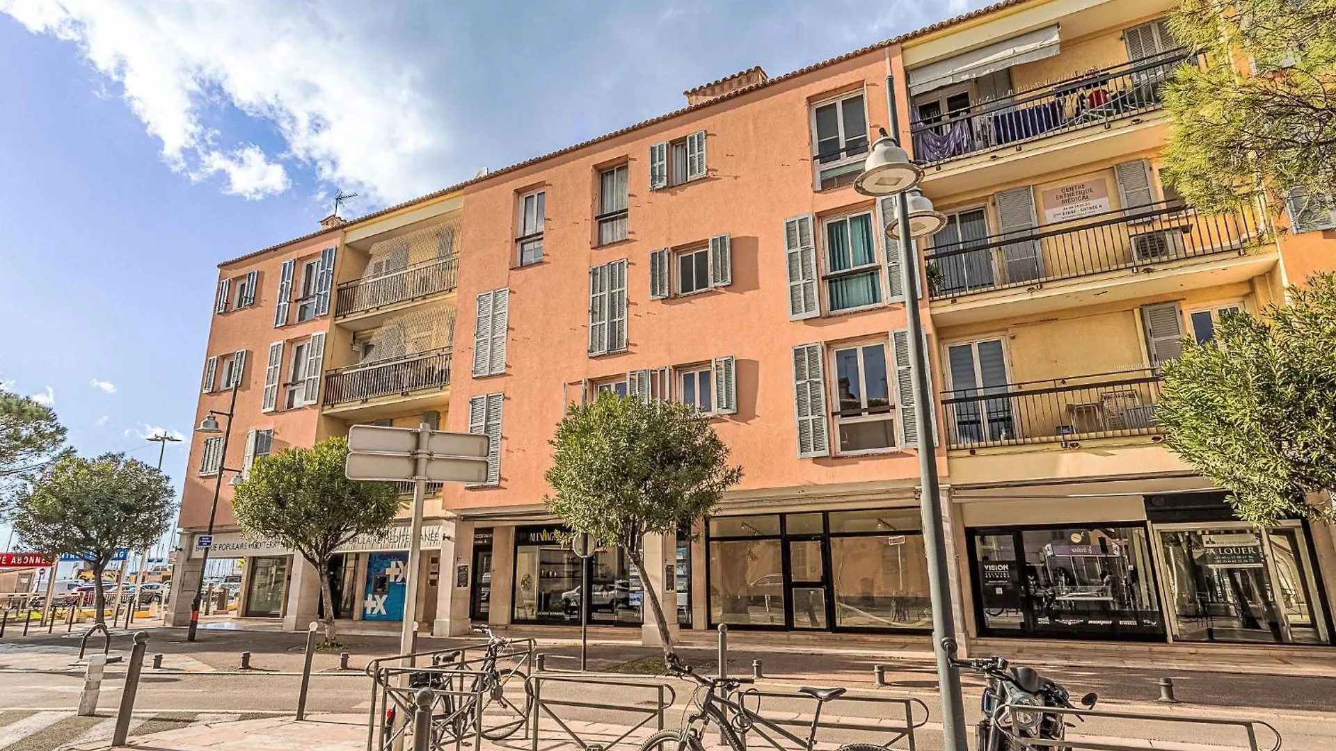 Studio Residence Du Port By Interhome Saint-Tropez